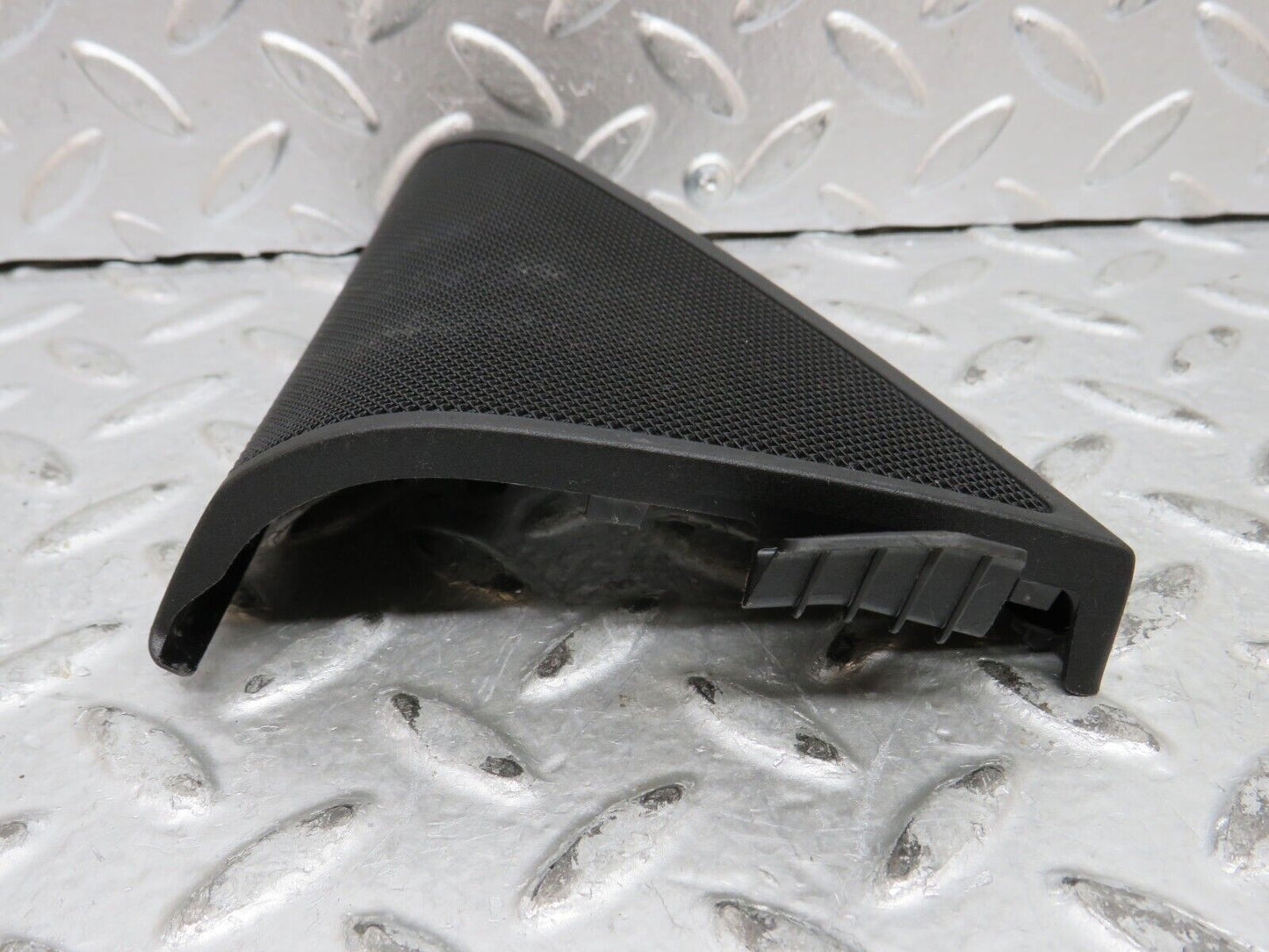 29092 Mercedes-Benz C124 320CE Coupe Front Left Door Speaker Cover 2047203948