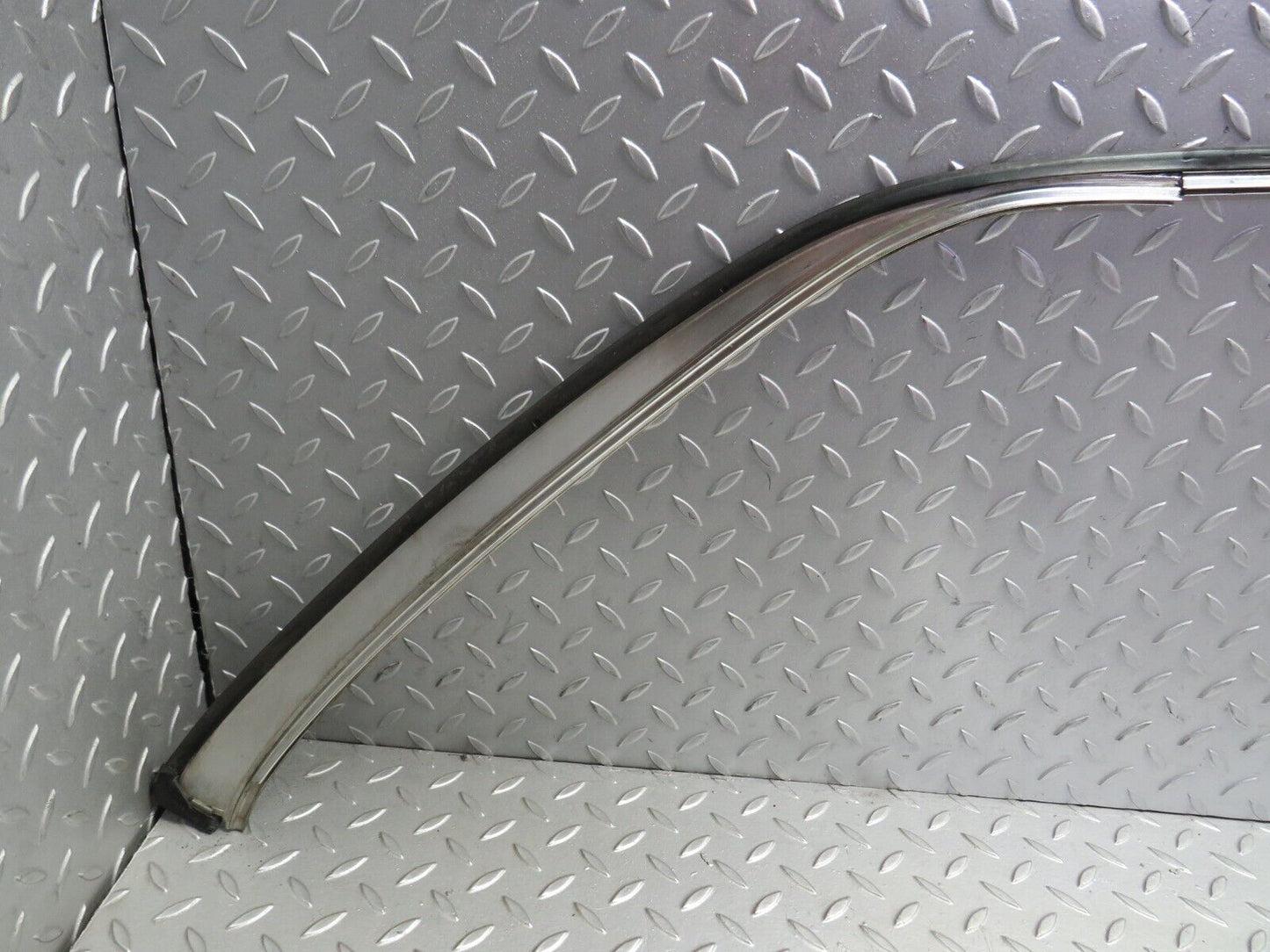 29944 Mercedes-Benz W123 230E Roof Chrome Moulding Trim Left Side