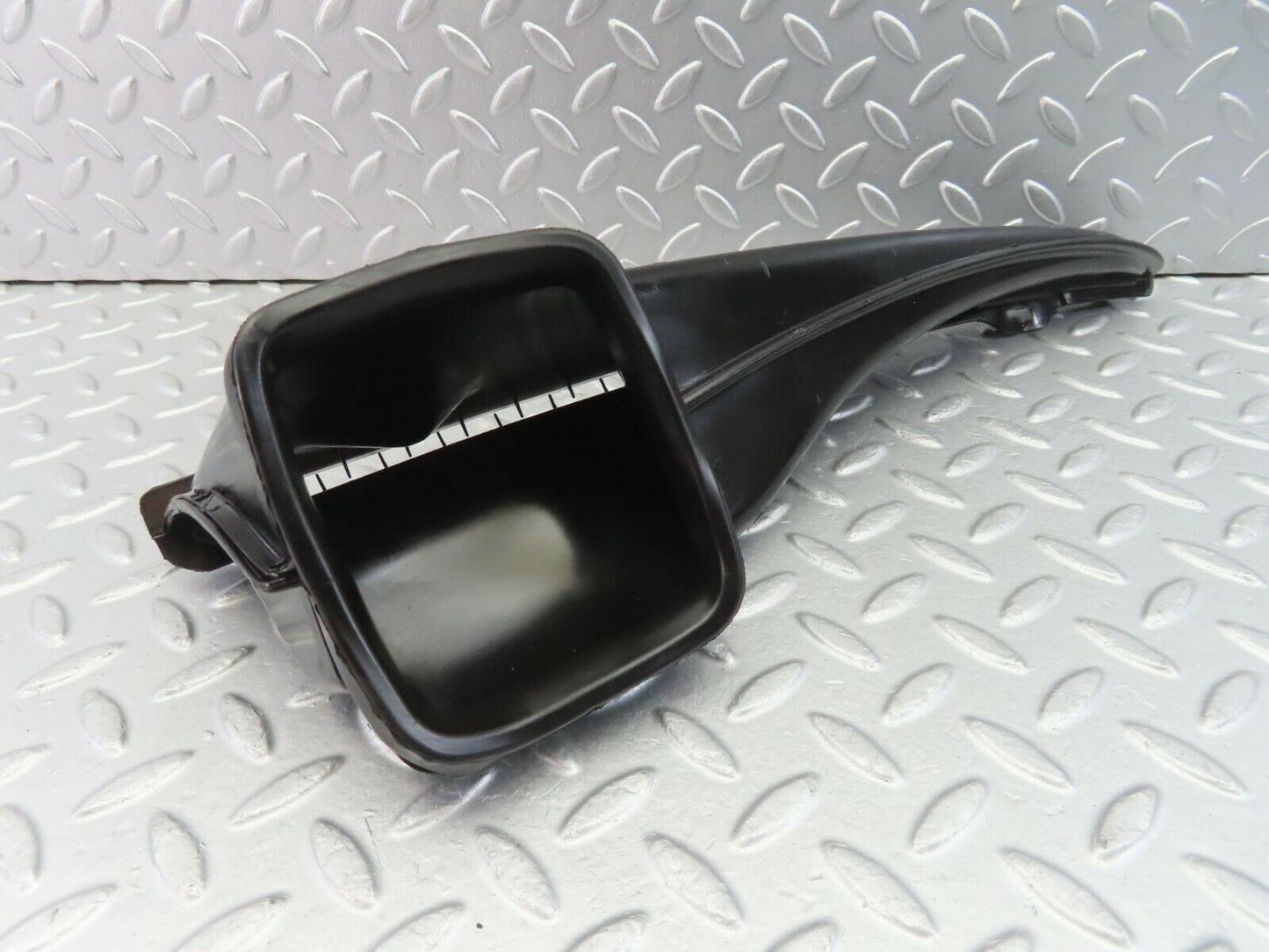 9986 Mercedes-Benz C123 230CE Coupe Air Duct Vent Left Side 1238300119