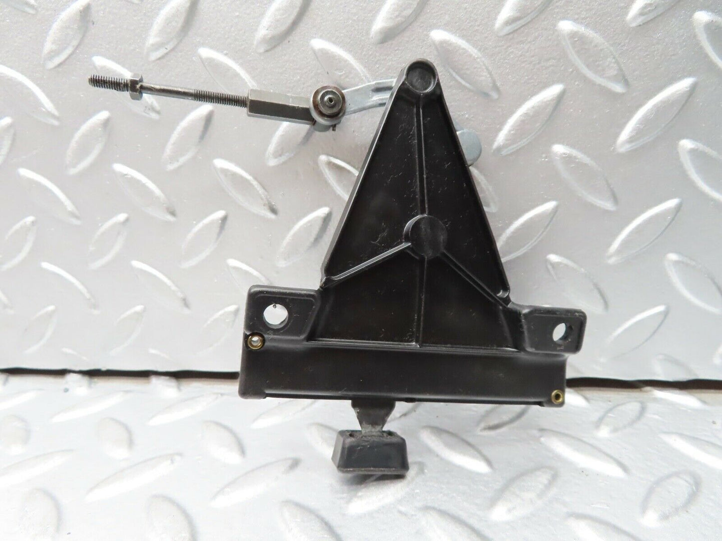 20591 Mercedes-Benz R107 450SL Air Vent Control Lever Centre