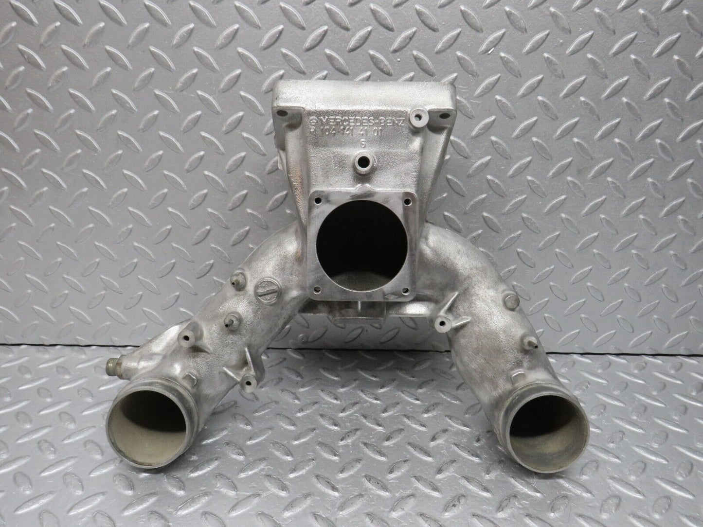 38646 Mercedes-Benz R129 280SL Coupe Air Intake Manifold 1041414101