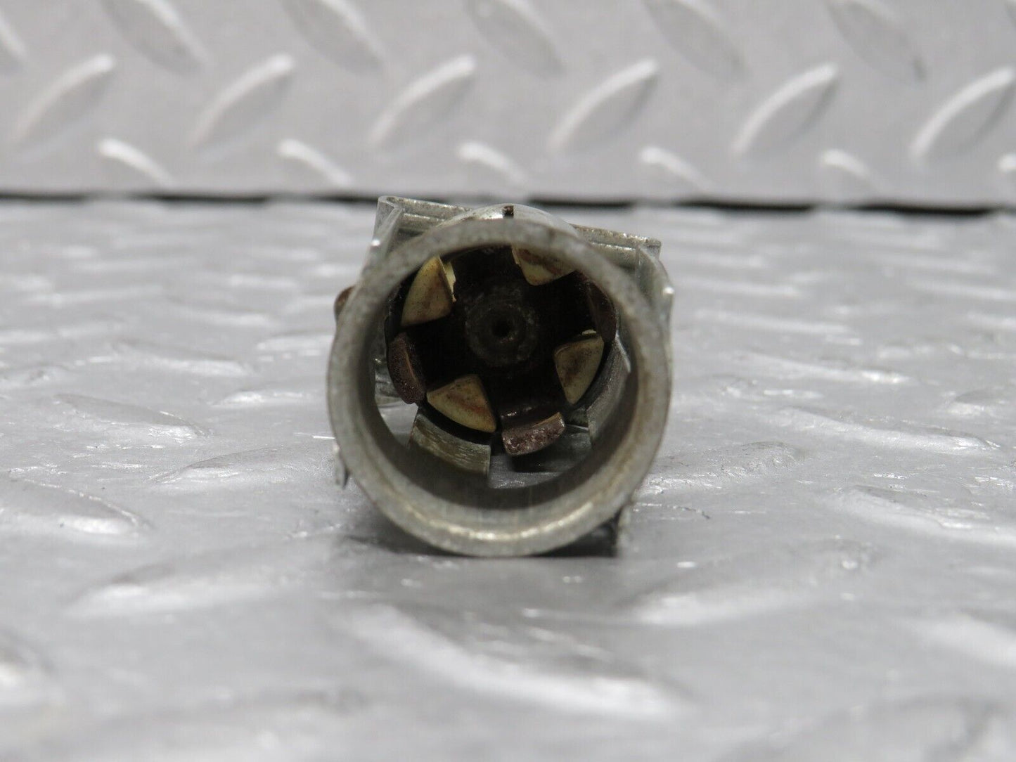 37532 Mercedes-Benz W109 300SEL Cigarette Lighter 1108250553