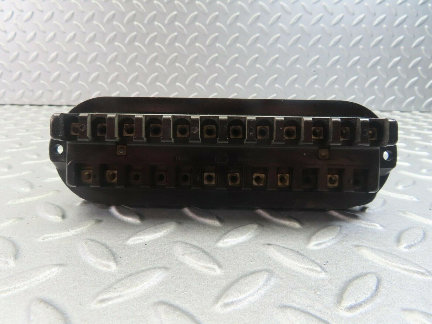 8314 Mercedes-Benz W111 Fuse Box 0005458701
