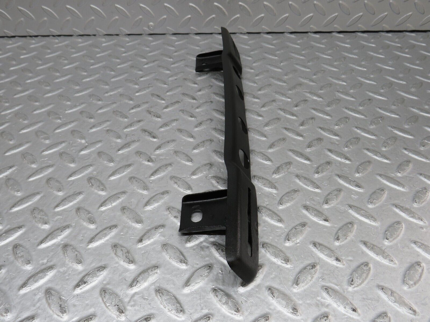 35778 Mercedes-Benz R107 280SL Coupe Front number Plate Holder Bracket