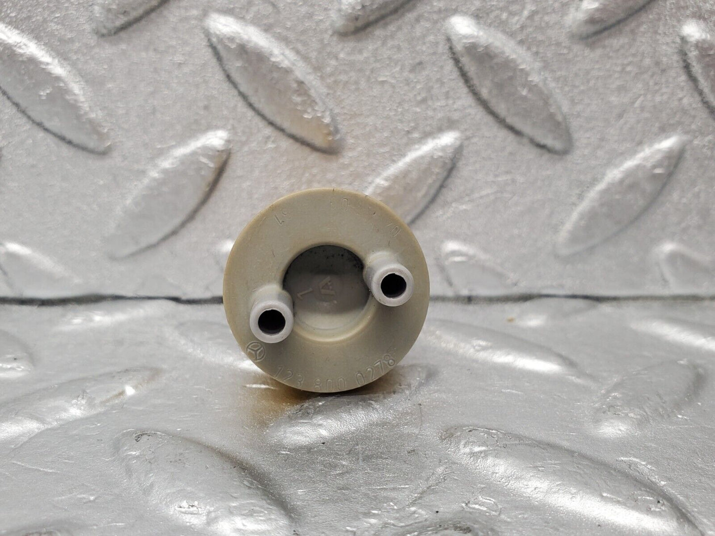 46672 Mercedes-Benz C123 280CE Coupe Vacuum Check Valve 1238000278