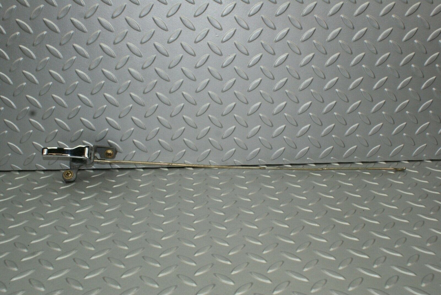 2642 Mercedes-Benz W116 350SE Chrome Door Handle Right 1157660219