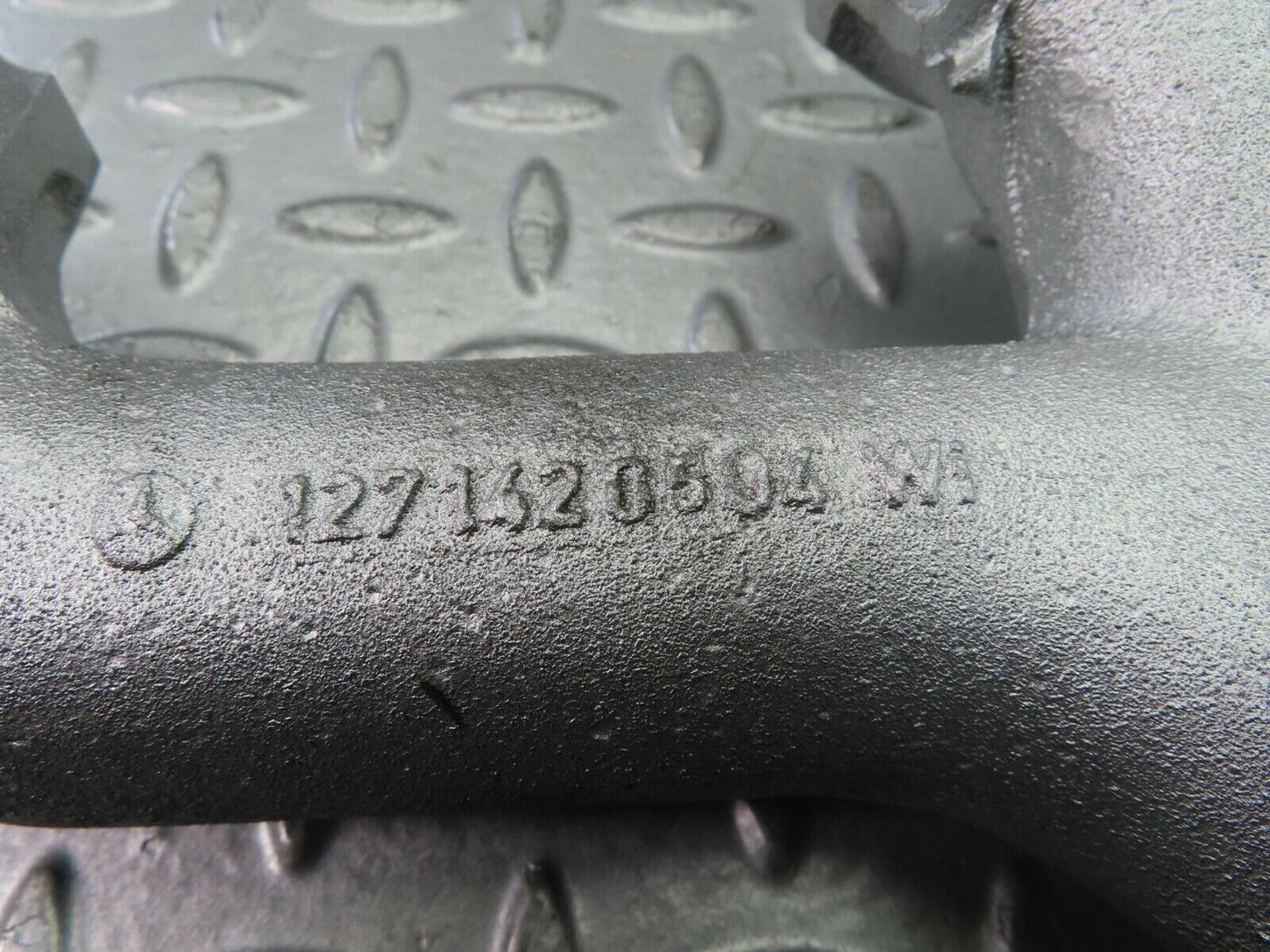 9097 Mercedes-Benz W111 Exhaust Manifold 1271420504