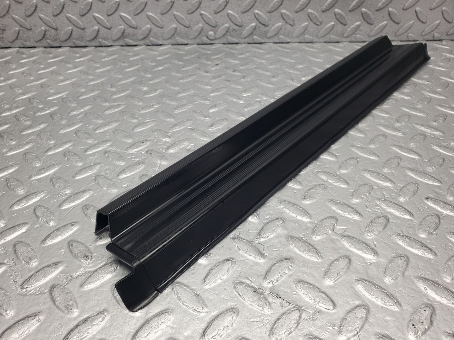 W201 Baby Benz rear right door sill used OEM