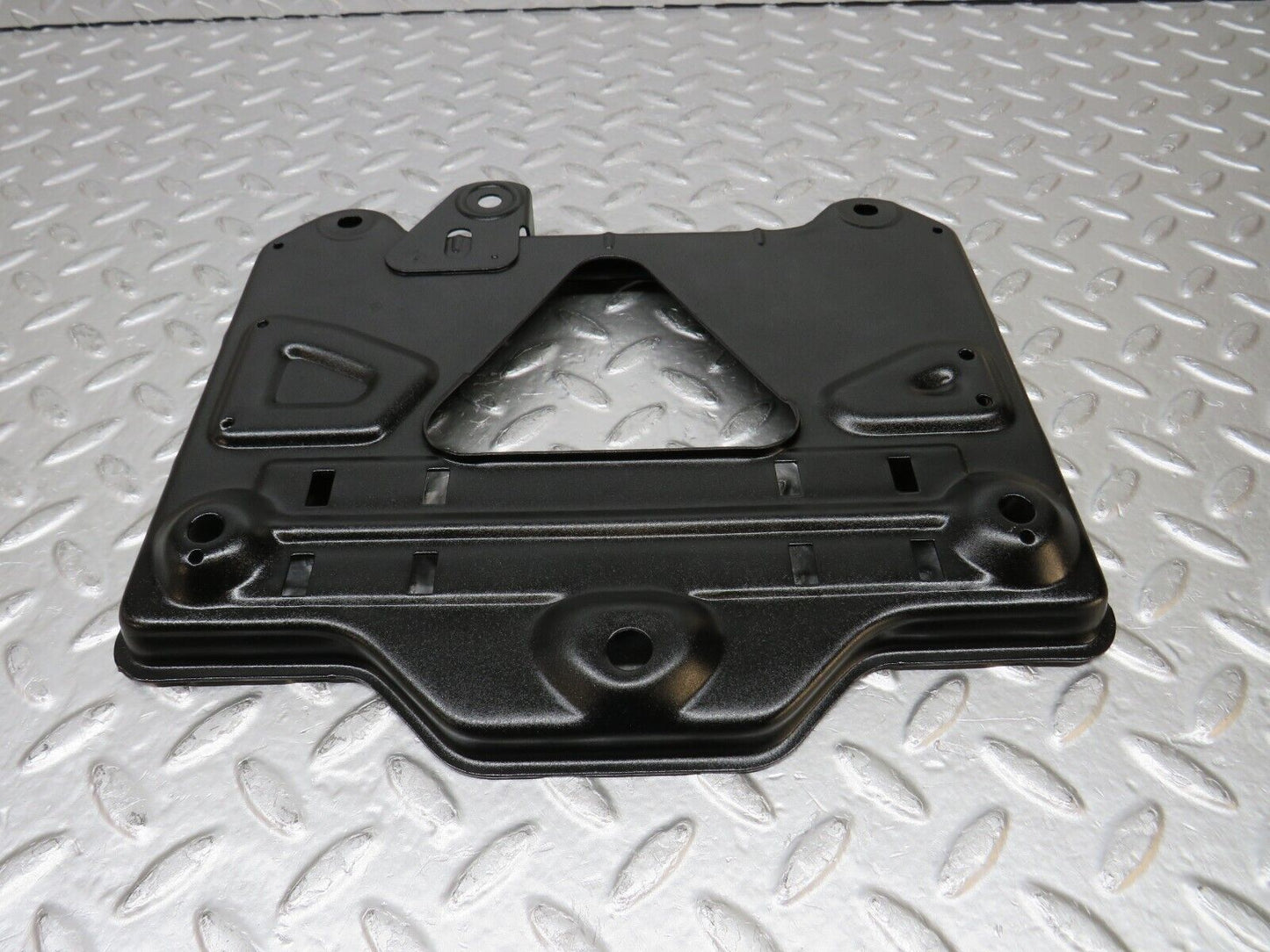 31426 Mercedes-Benz S124 220TE Wagon Battery Tray