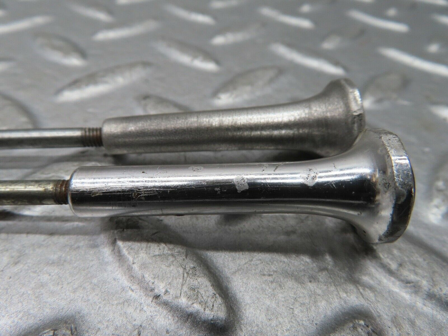 19017 Mercedes-Benz W120 W121 Ponton Rear Door Lock Knob Pair