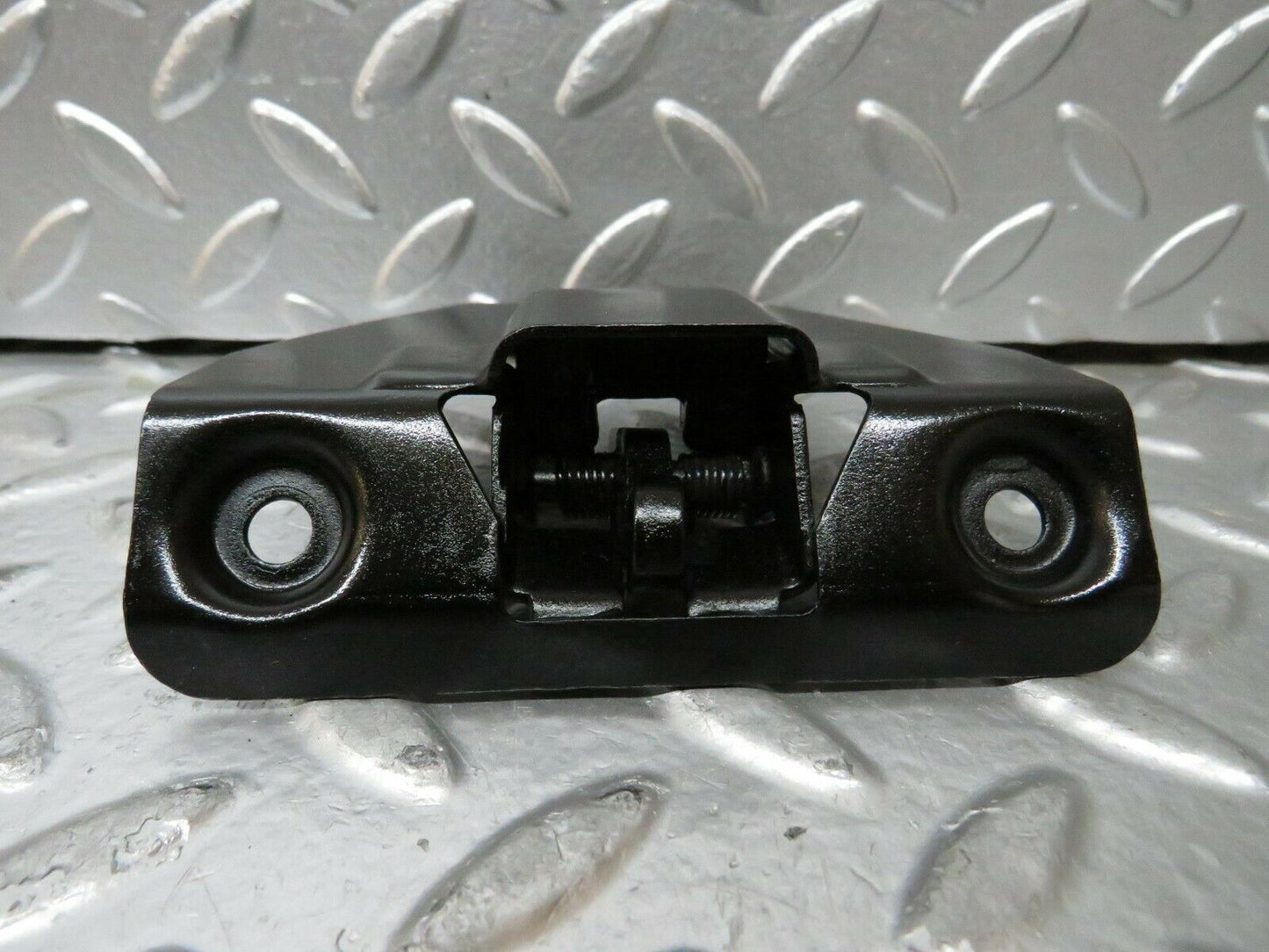 23837 Mercedes-Benz C107 450SLC Coupe Trunk Boot Lock Latch 1137500285