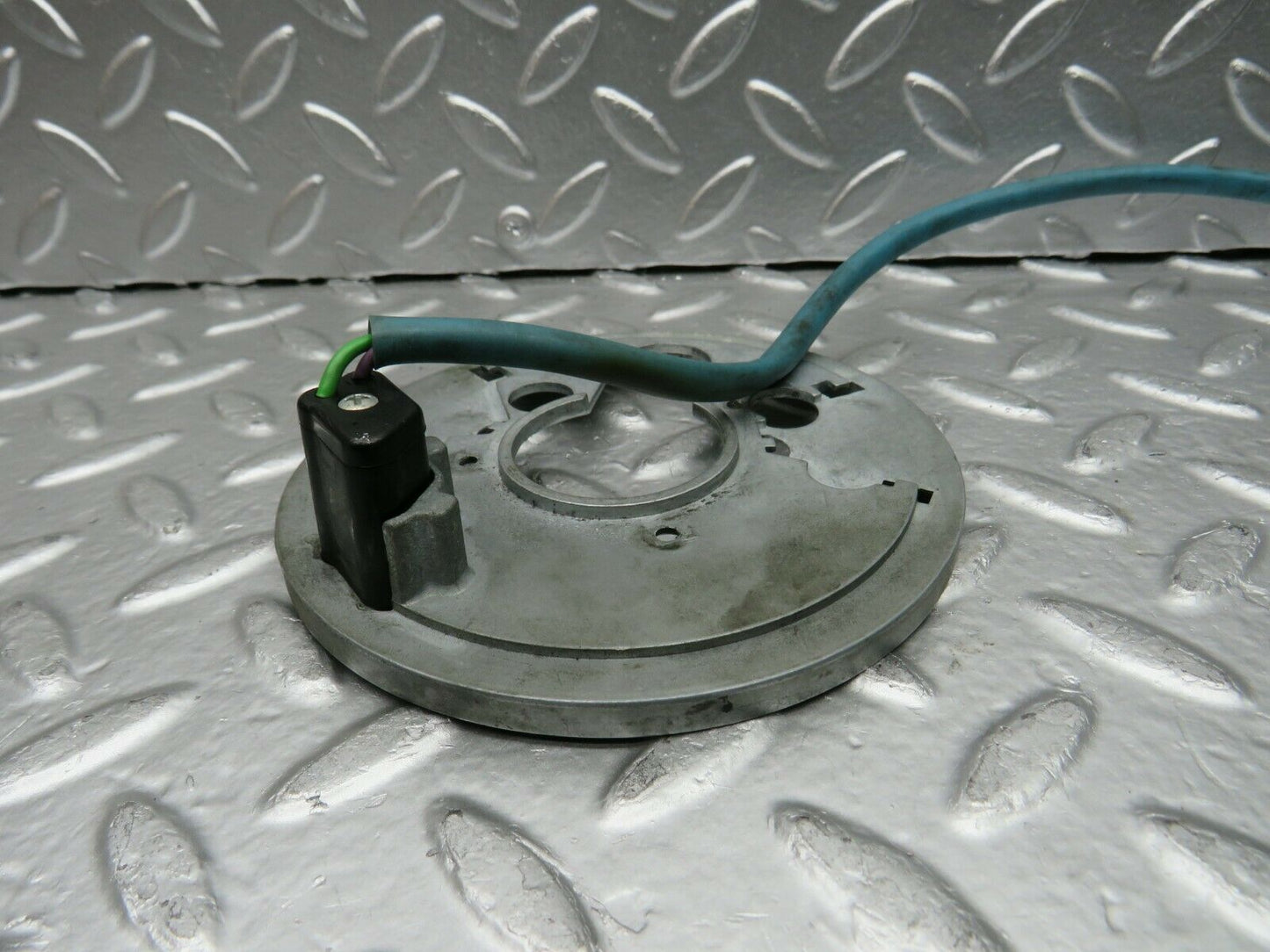 22486 Mercedes-Benz C124 E220 Coupe Steering Wheel Contact Plate 1244620597