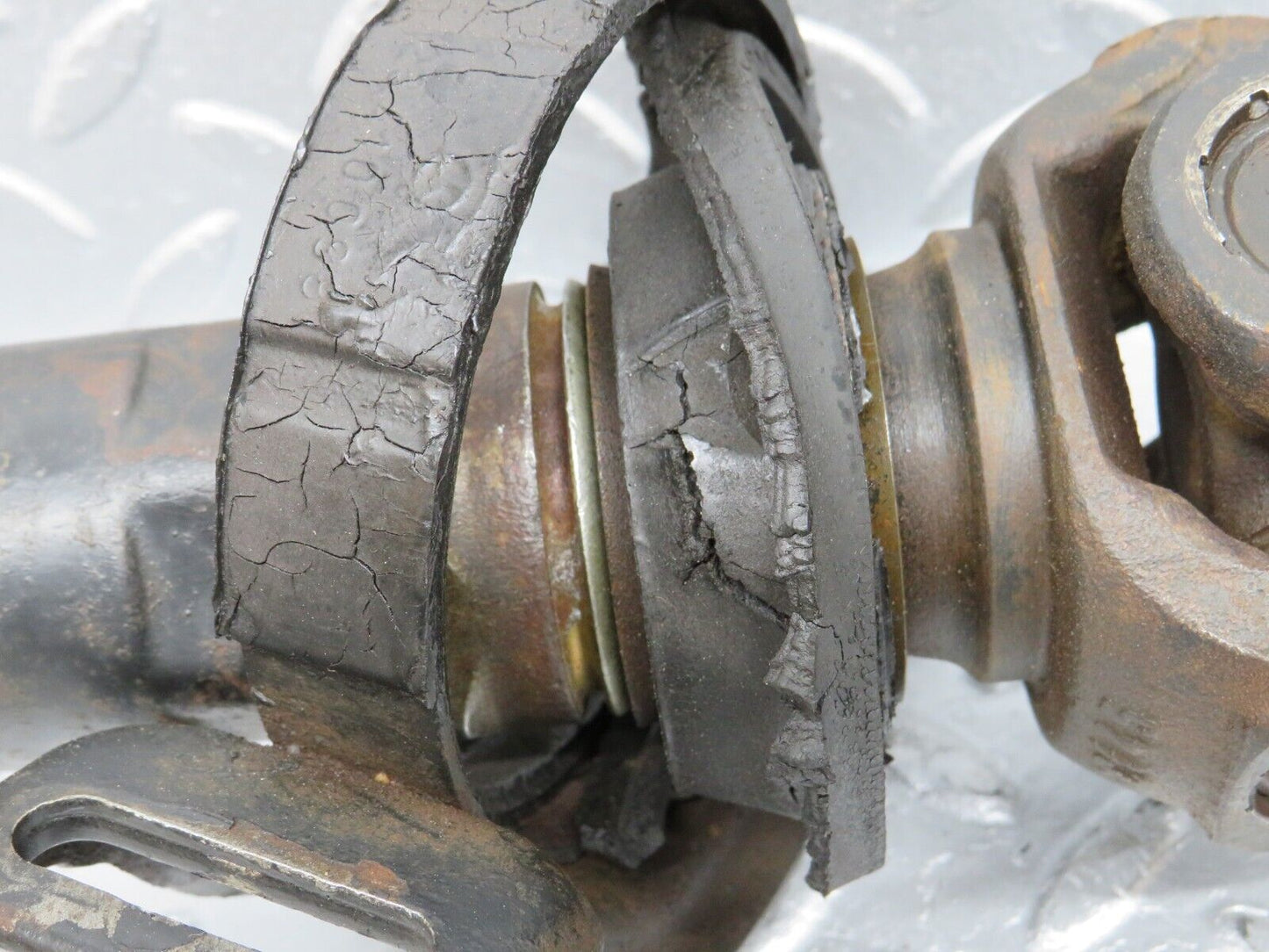 39973 Mercedes-Benz R107 350SL Coupe Cardan Shaft Prop Shaft 1164110115