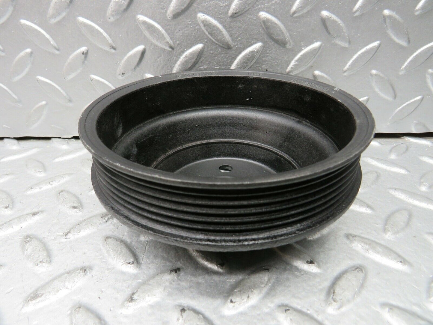 21894 Mercedes-Benz W126 300SE Water Pump Pulley 1264600379