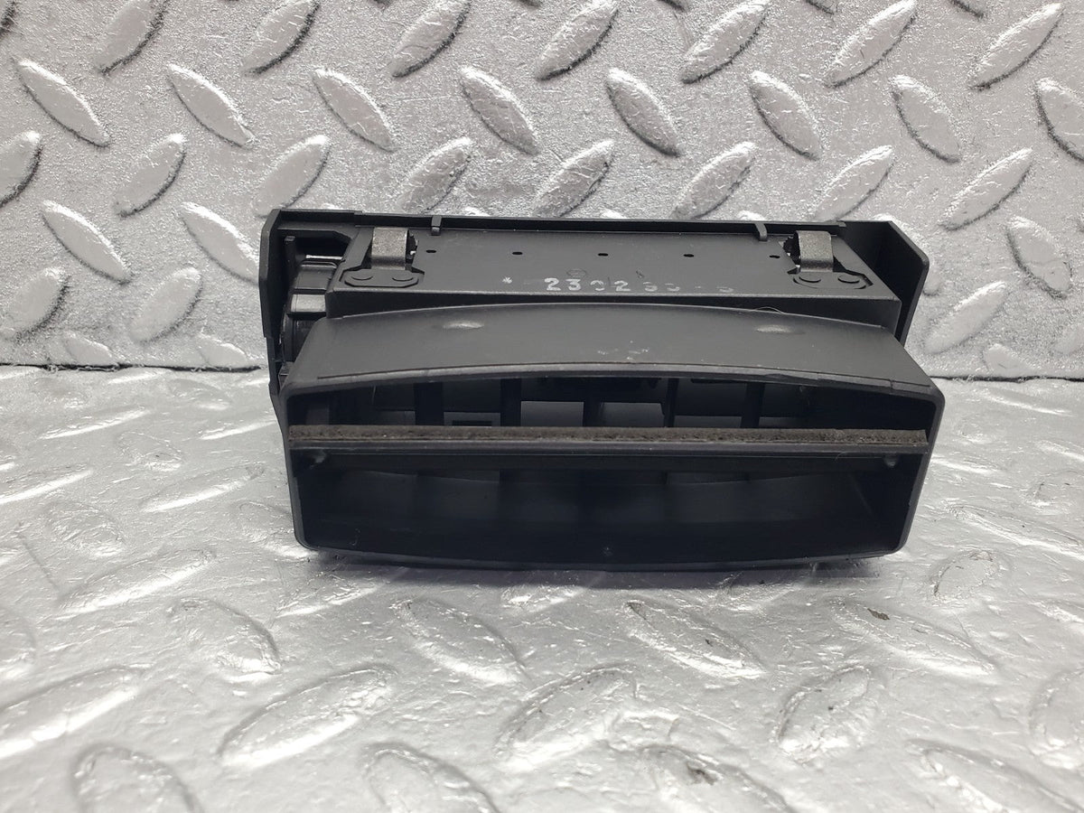 W124 dashboard air vent left used OEM