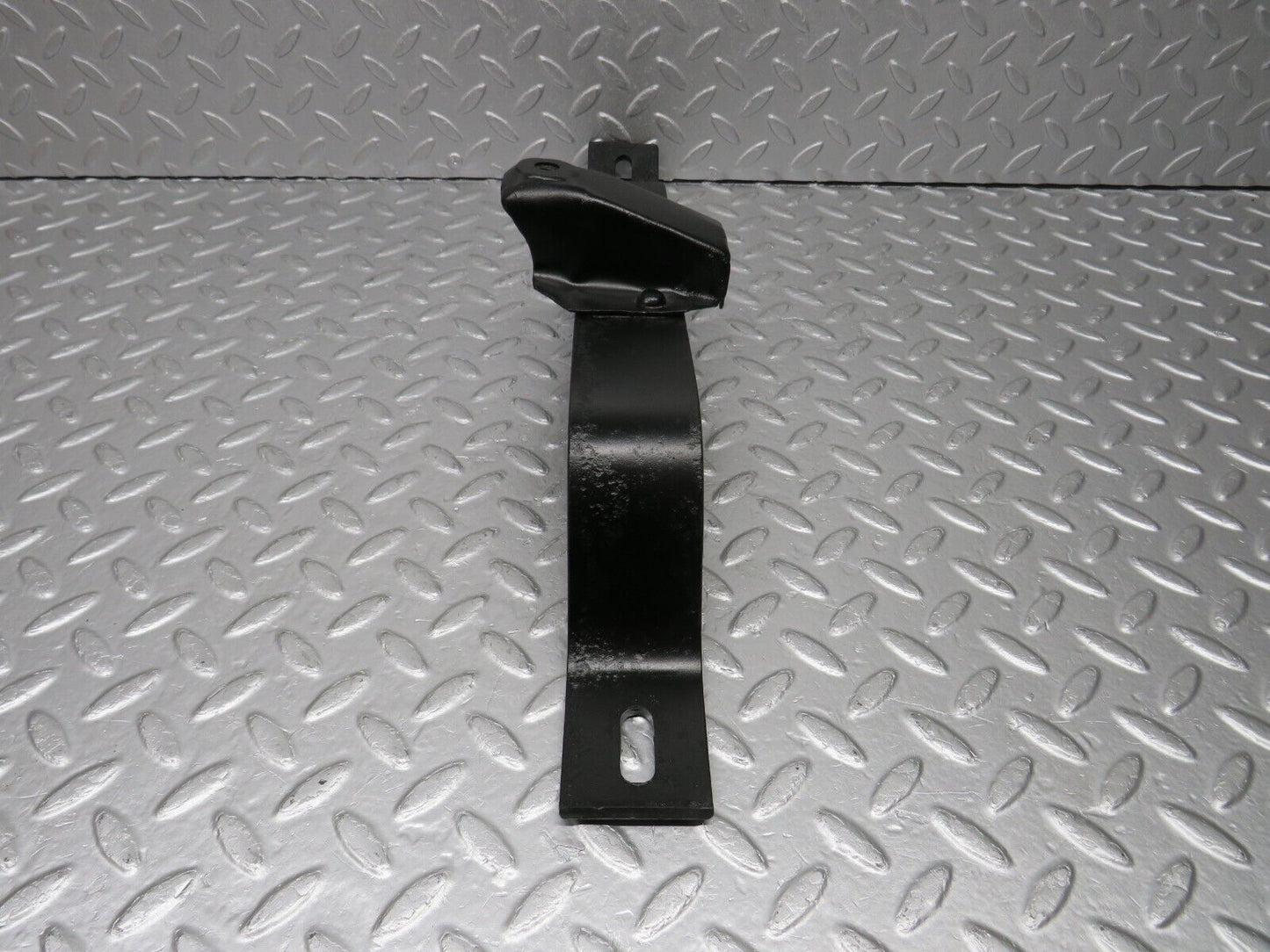 40393 Mercedes-Benz W110 230 Rear Left Bumper Bracket