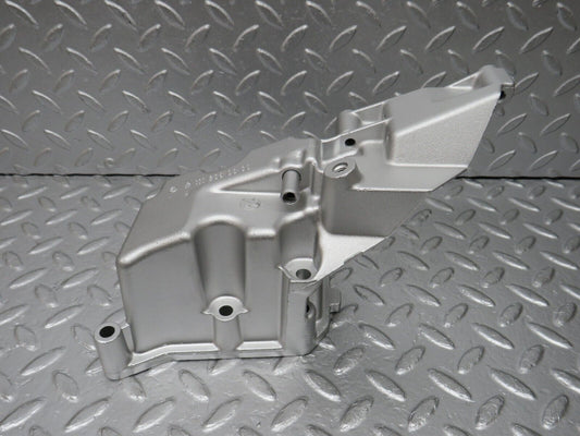 33537 Mercedes-Benz W202 C180 Engine Mount Gearbox Bracket 1112360330