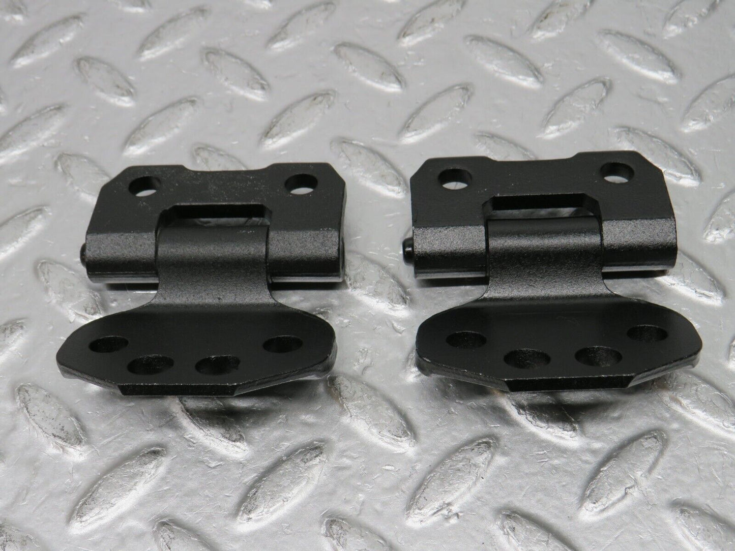 32557 Mercedes-Benz S124 300TE Wagon Door Hinge Right Side
