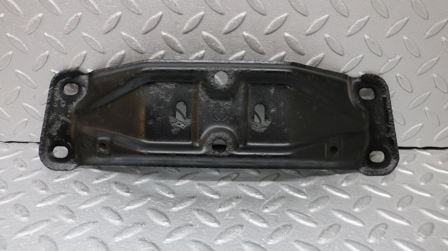 37207 Mercedes-Benz C126 420SEC Coupe Gearbox Mount Bracket