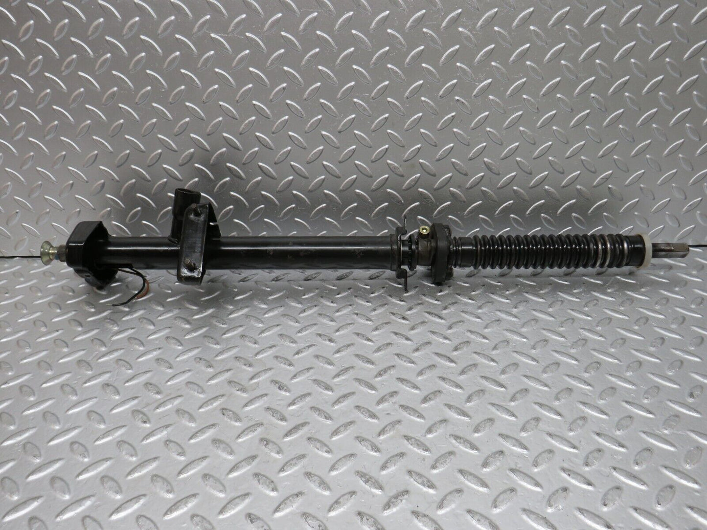 28104 Mercedes-Benz W123 280E Steering Column