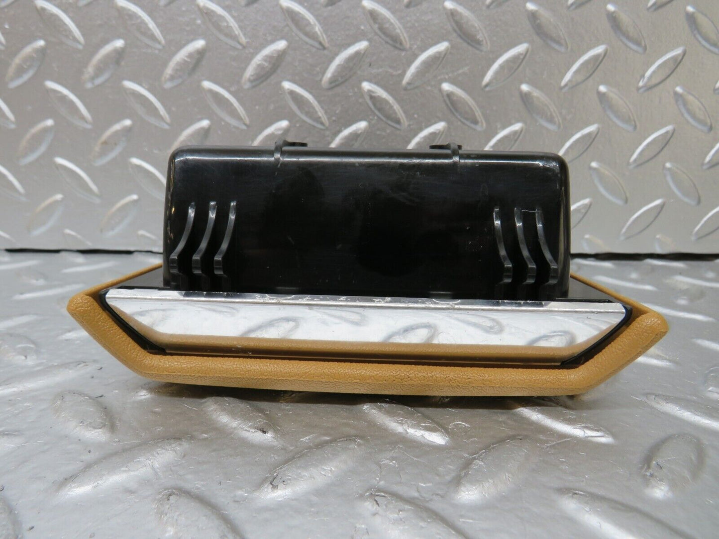 25492 Mercedes-Benz W123 200 Rear Ashtray Palomino