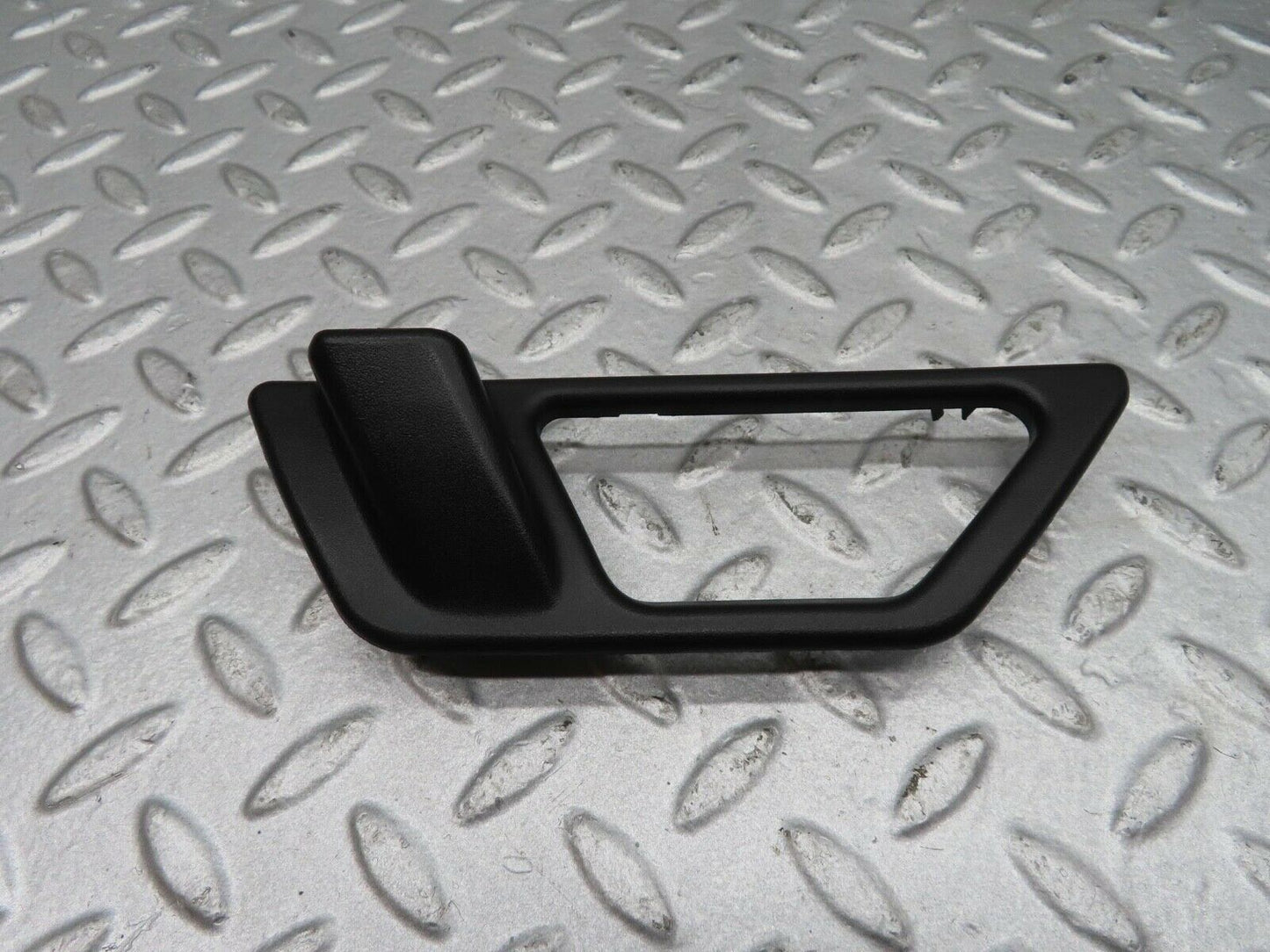 16243 Mercedes-Benz W124 260E Door Opener Frame Front Right