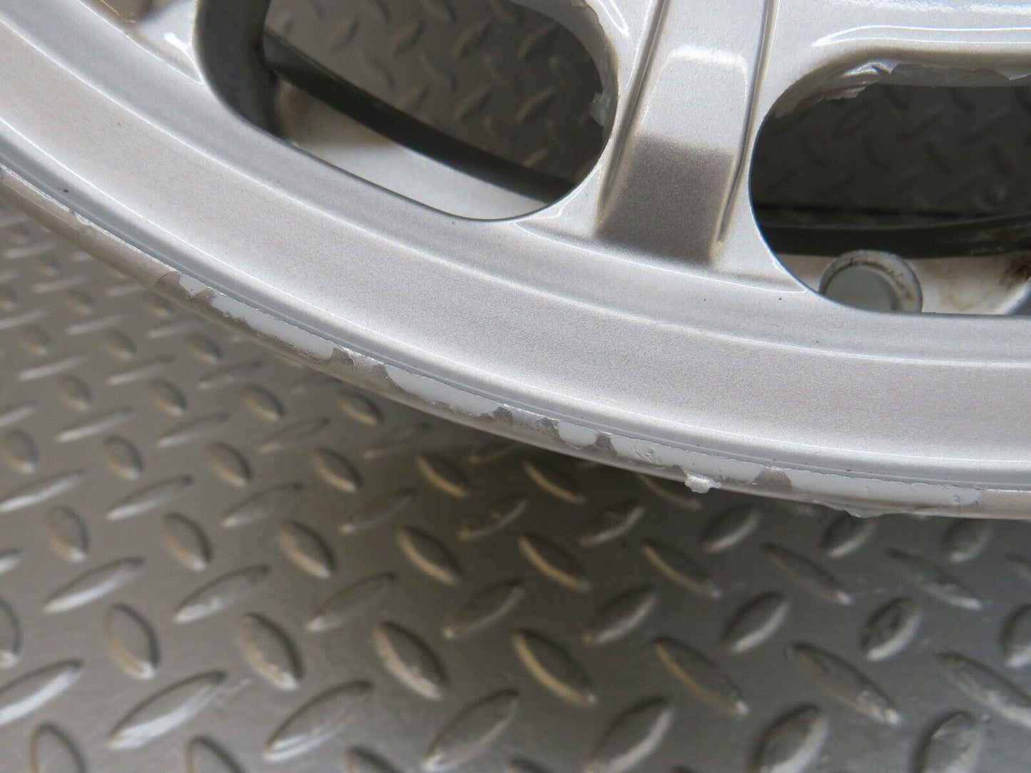 36923 Mercedes-Benz Alloy Wheel Set 7Jx15 H2 ET44 2014001302