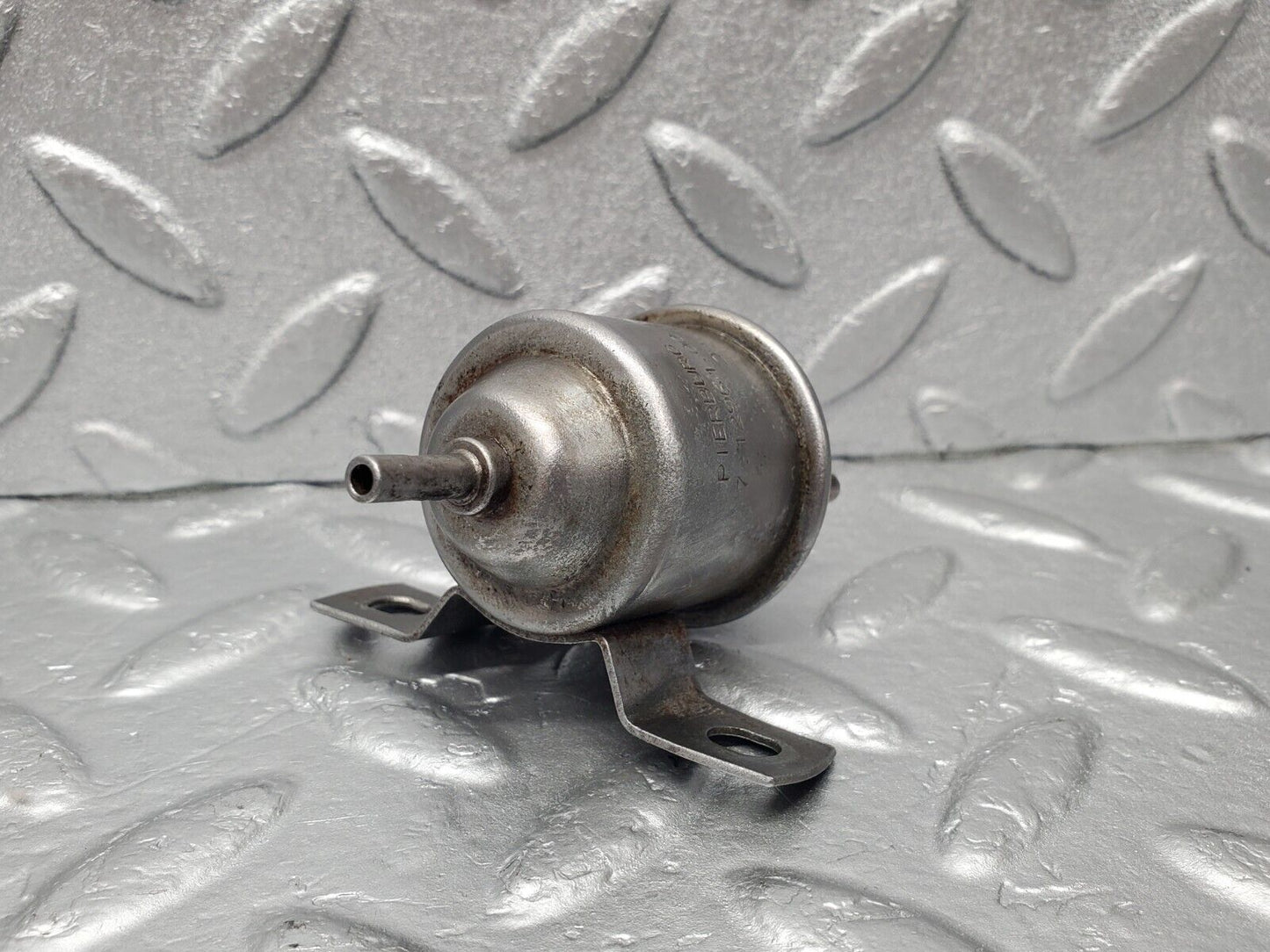 46468 Mercedes-Benz C123 280CE Coupe Vacuum Valve Pierburg 7.12961.00