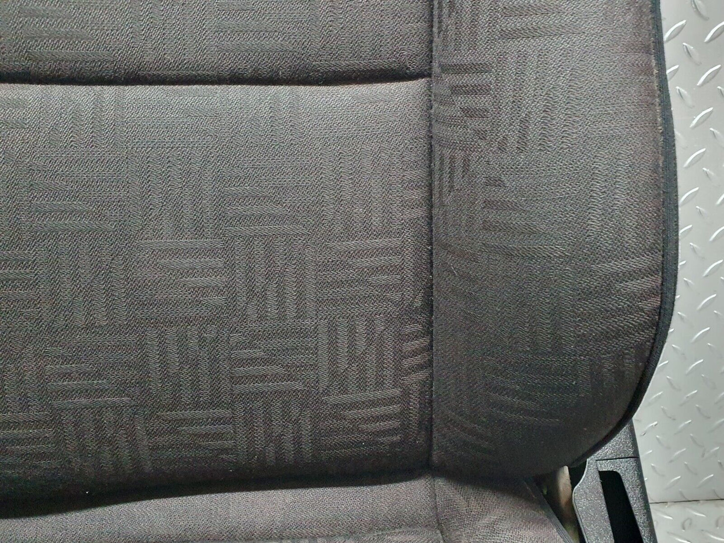 41812 Mercedes-Benz W202 C200 Front Left Passenger Seat