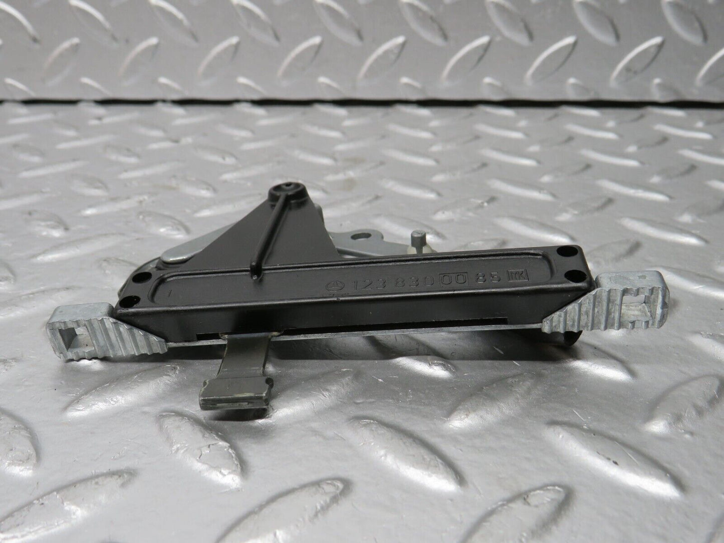 32047 Mercedes-Benz W123 230E Heater Control Switch 1238300085