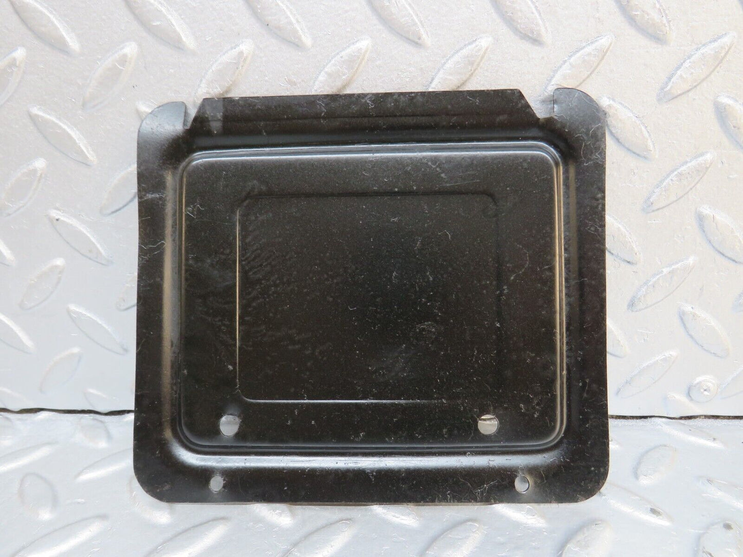 39924 Mercedes-Benz R107 350SL Coupe Trunk Boot Access Panels
