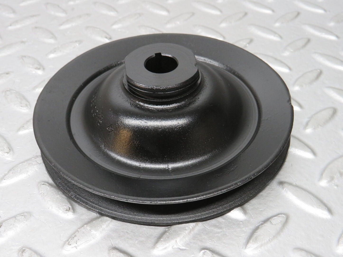 32906 Mercedes-Benz W123 300D Power Steering Pump Pulley 6154660315