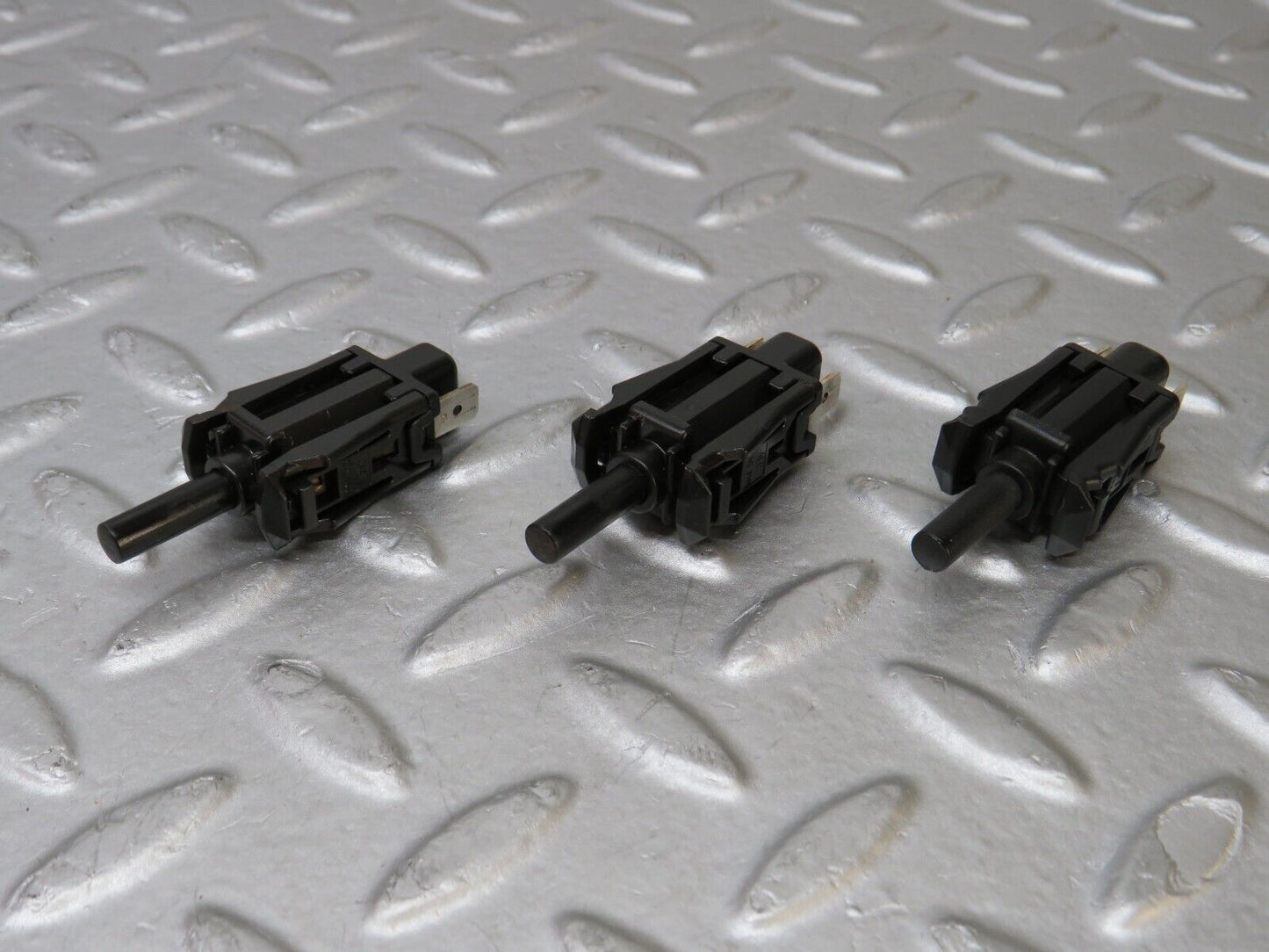 36917 Mercedes-Benz C126 420SEC Coupe Door Contact Switch 3x 0015458714