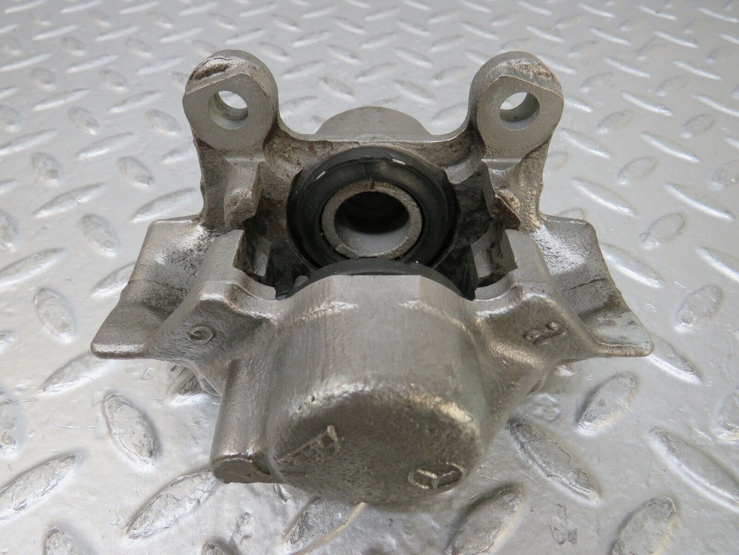 26696 Mercedes-Benz C124 220CE Coupe Rear Left Brake Caliper Ate 11
