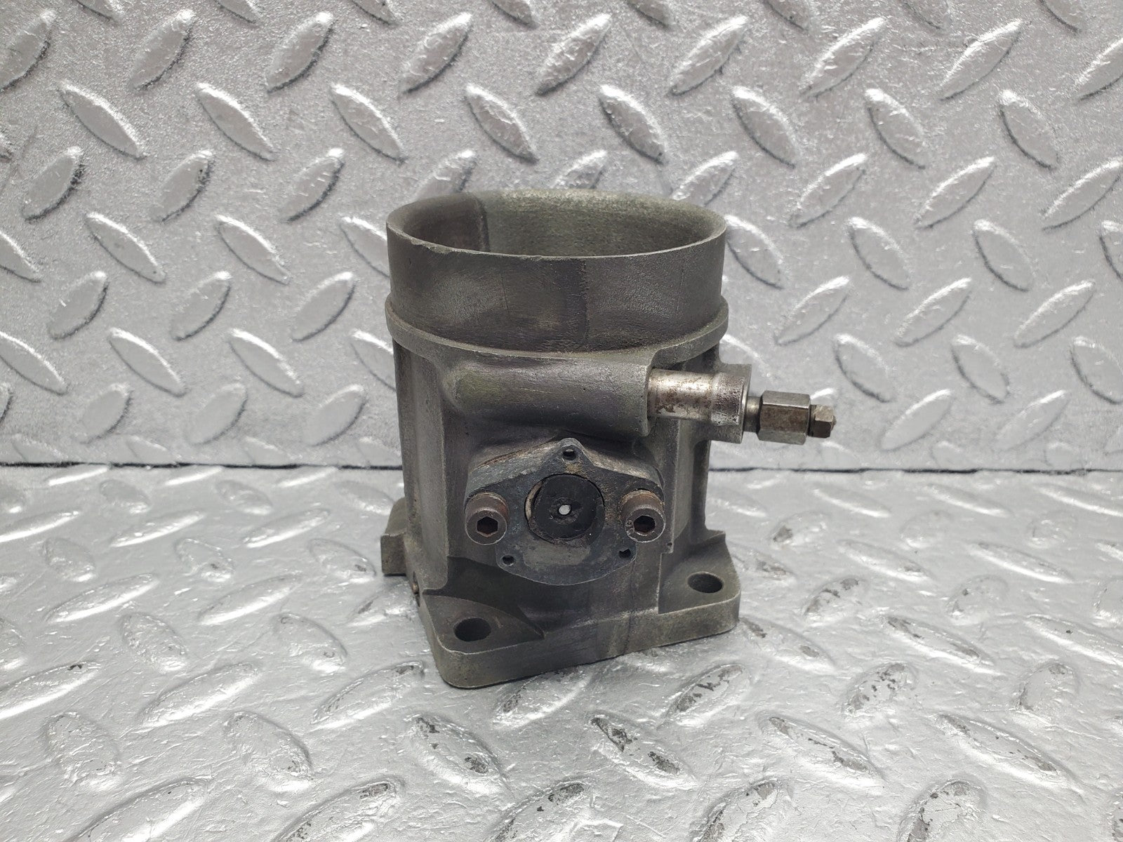 W112 throttle body valve used OEM