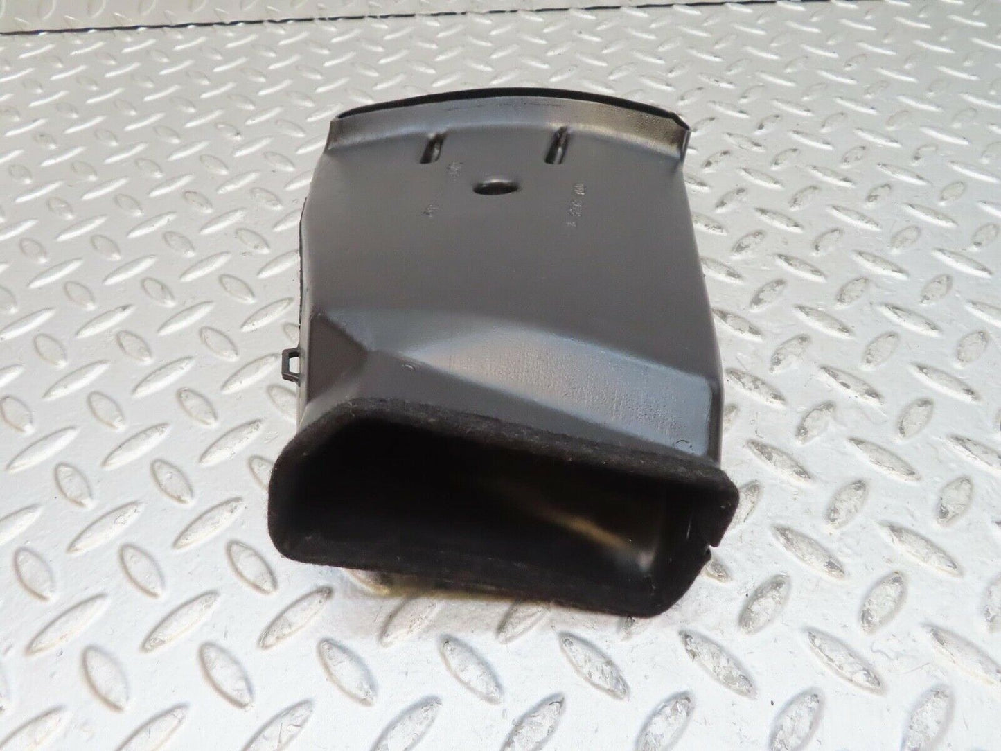15825 Mercedes-Benz W123 280E Air Duct Heater Ventilation Left 1238310446