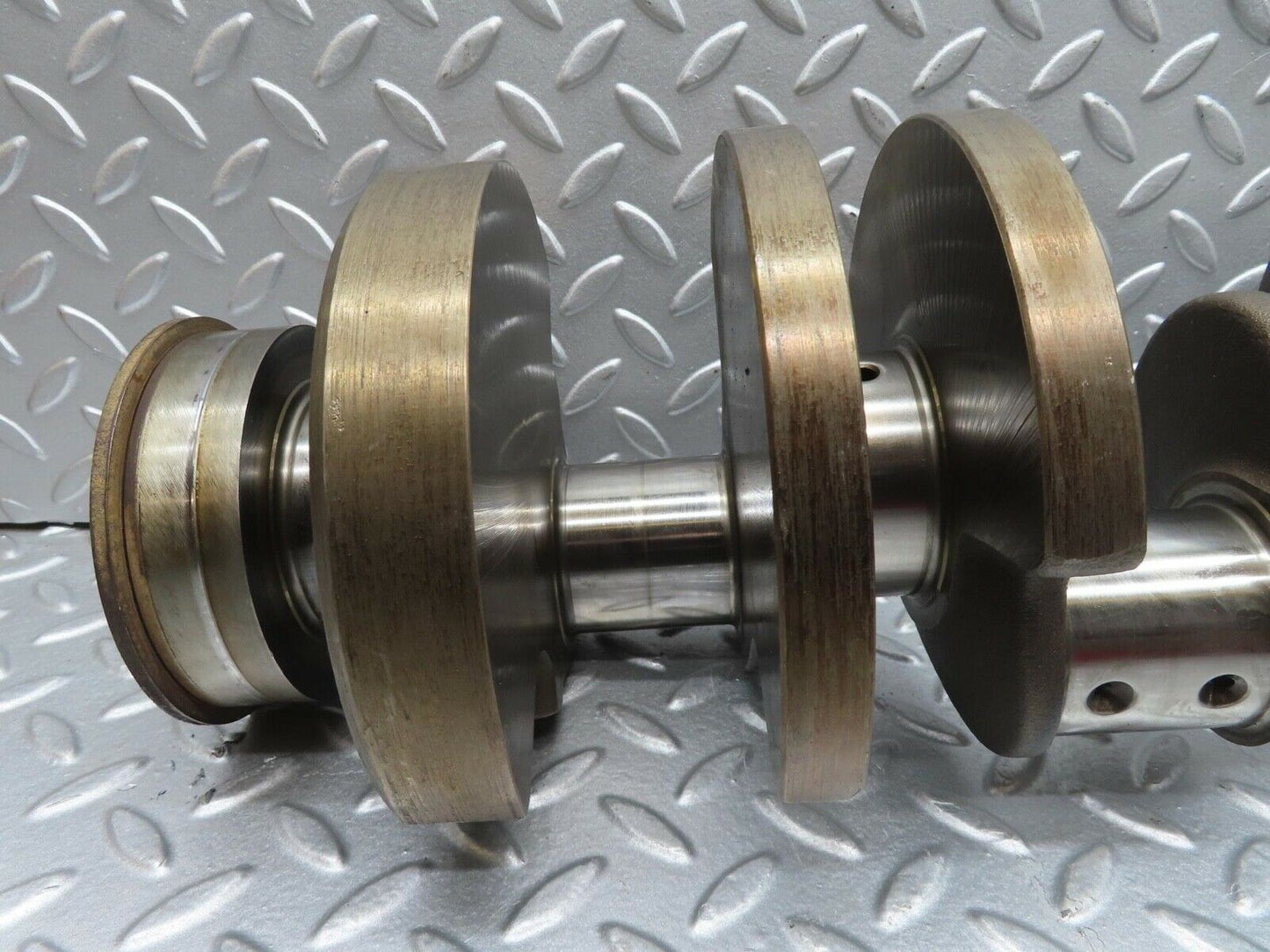 13761 Mercedes-Benz R107 450SL Crankshaft 1170310801