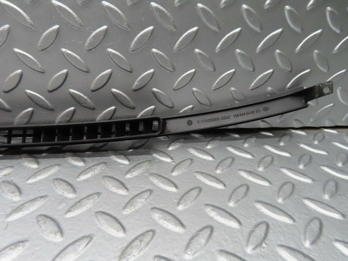 19983 Mercedes-Benz R129 300SL Coupe Windscreen Defroster Air Vent 1296890380