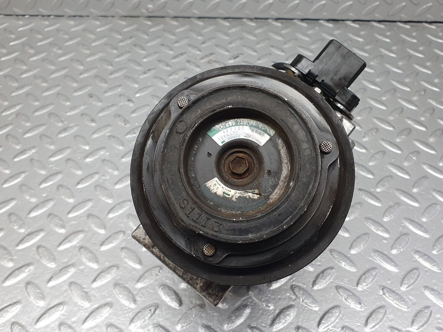 42504 Mercedes-Benz R129 320SL Coupe Air Conditioning Compressor 0002340111 0002300511