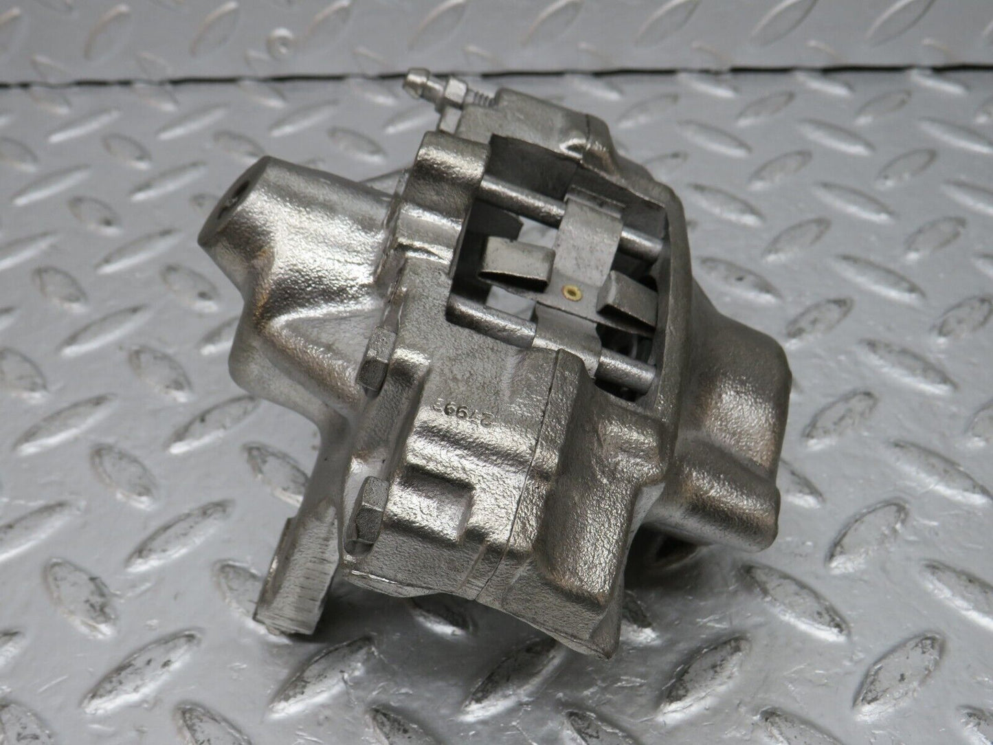 32661 Mercedes-Benz S124 300TE Wagon Rear Right Brake Caliper ATE 8P