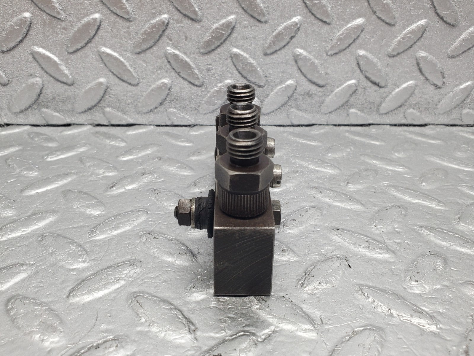 W112 injection distributor block used OEM