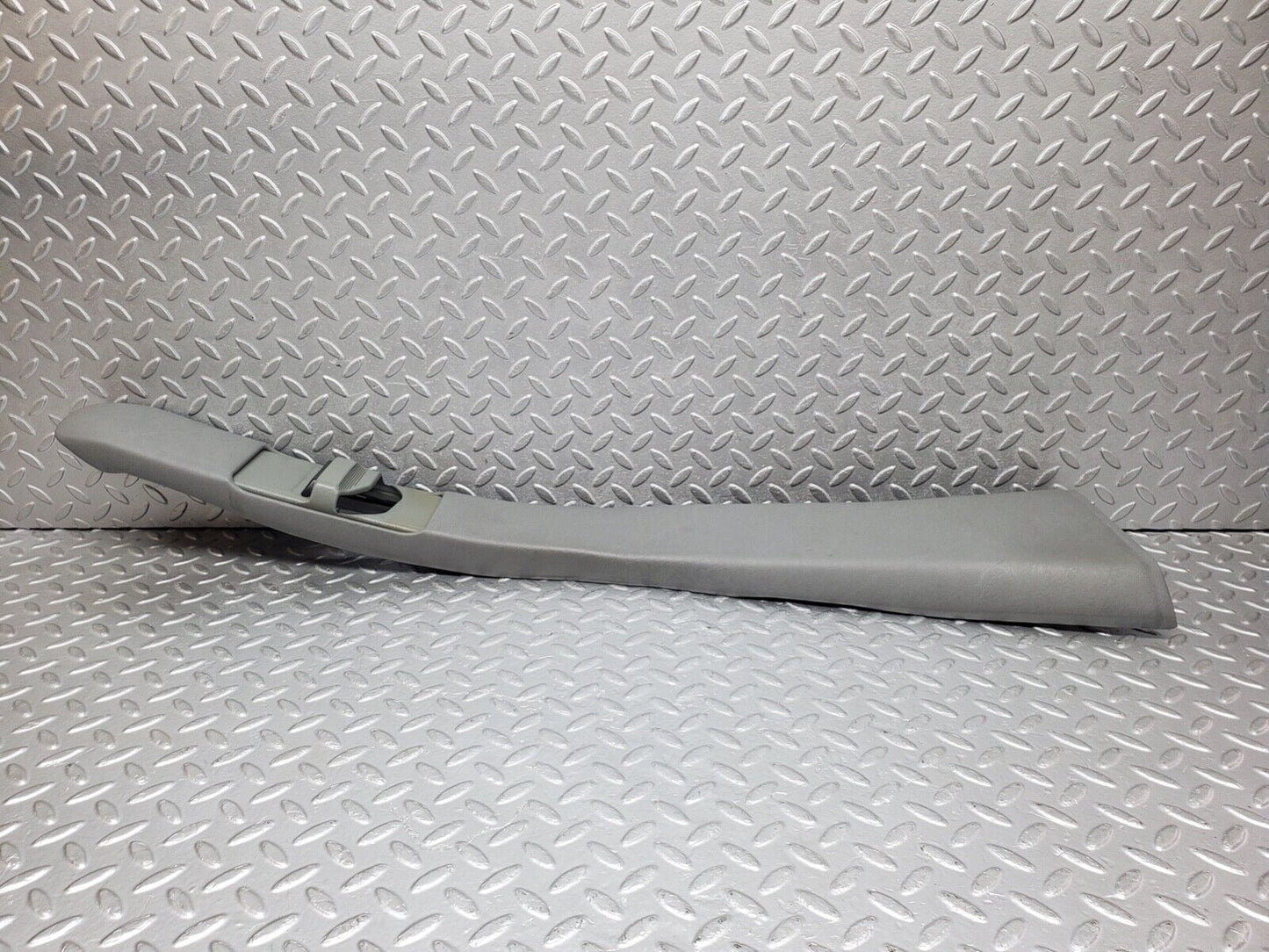 44579 Mercedes-Benz W124 220E B Pillar Cover Right Side Grey 1246923689