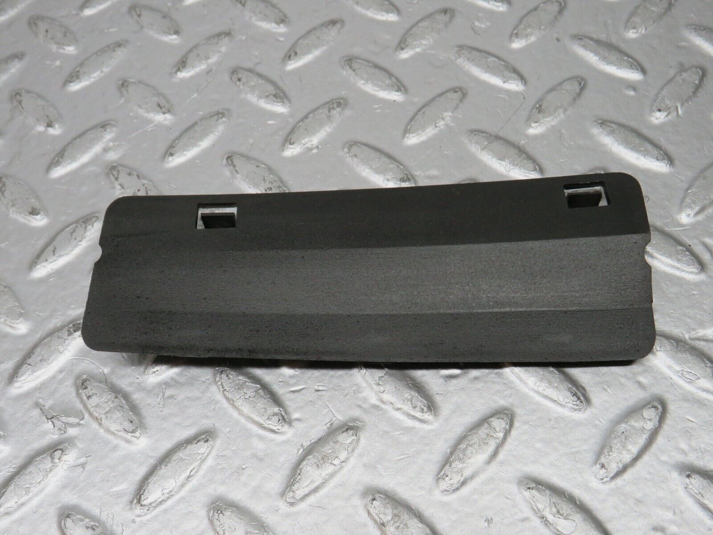 33457 Mercedes-Benz W202 C180 Windscreen Washer Nozzle Cover Trim 2028890025