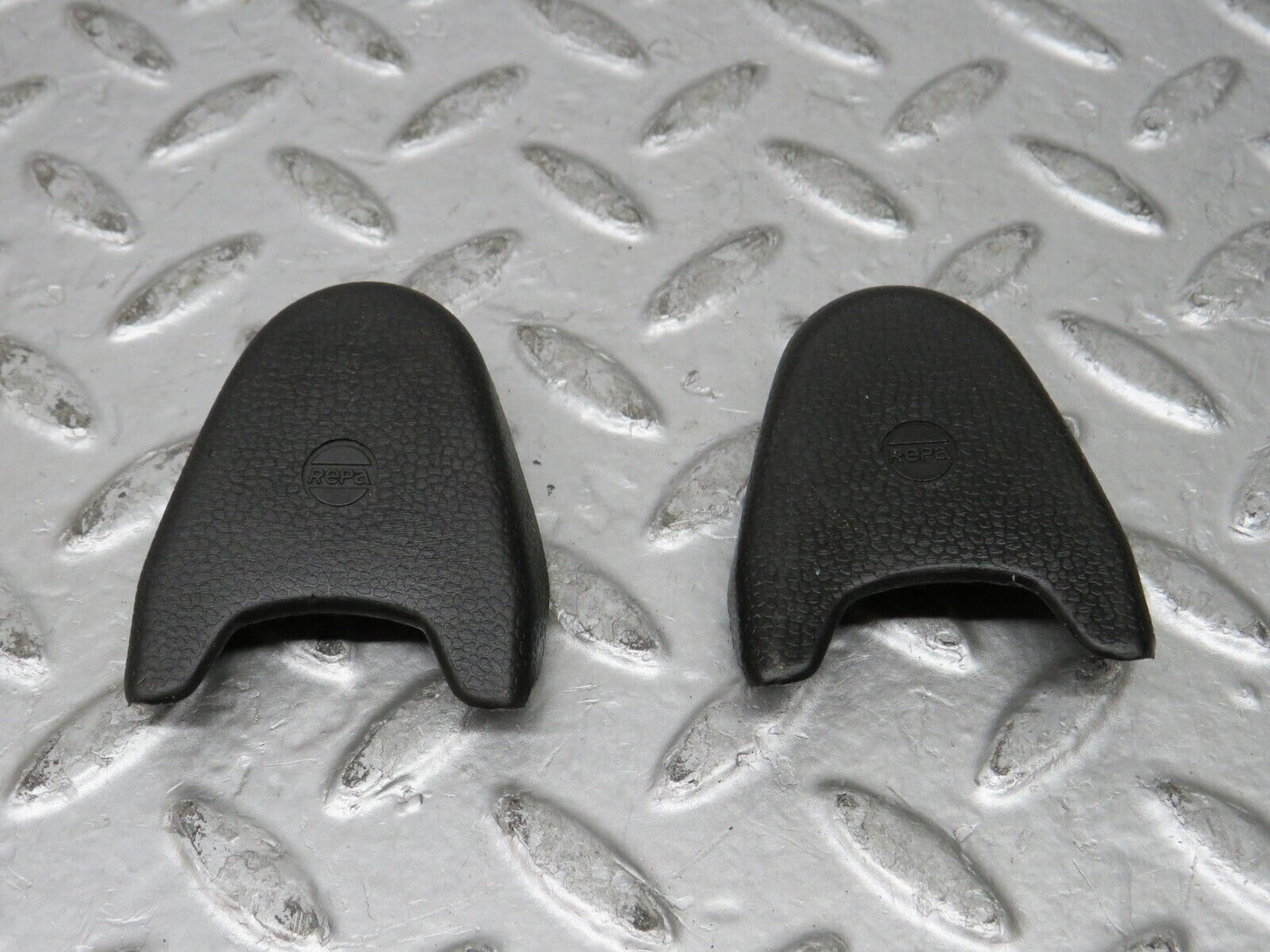 27325 Mercedes-Benz W123 280E Seat Belt Plastic Cap Pair 0008680430