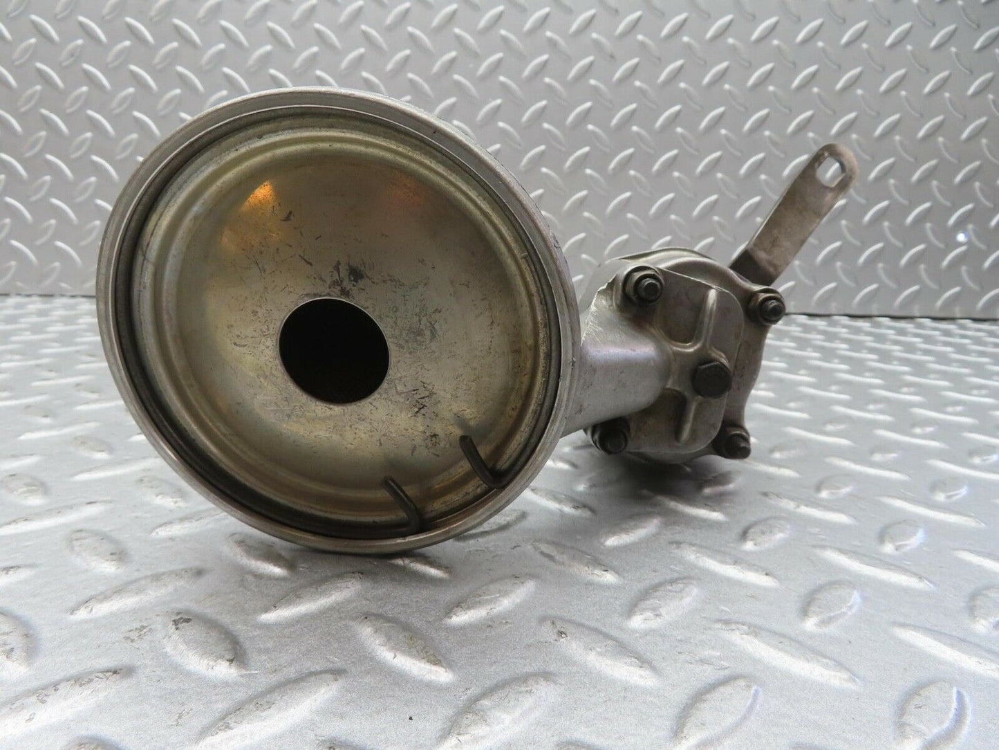 13368 Mercedes-Benz W111 230S Oil Pump