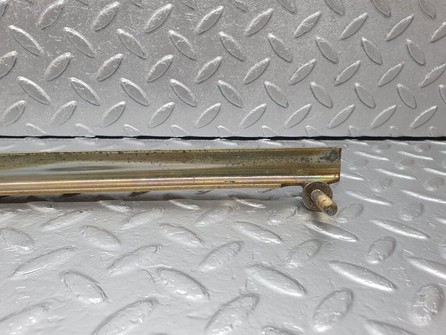 43713 Mercedes-Benz C126 380SEC Coupe Left Door Window Channel