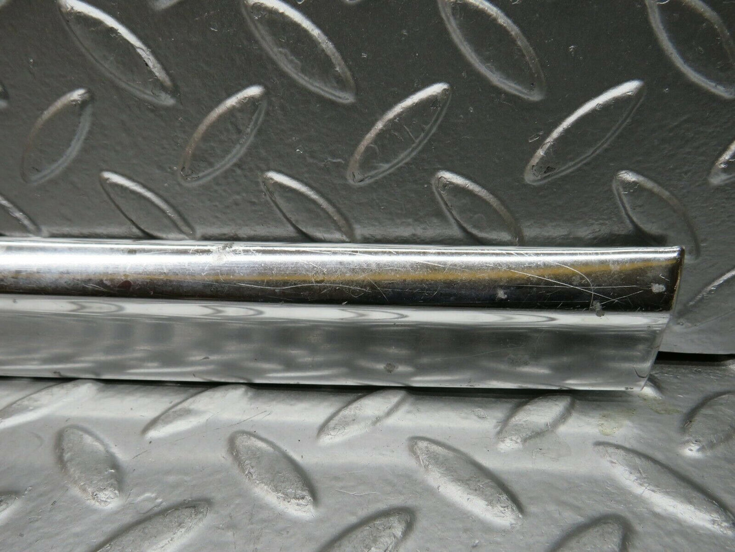 22739 Mercedes-Benz C107 450SLC Coupe Rear Right Window Chrome Trim