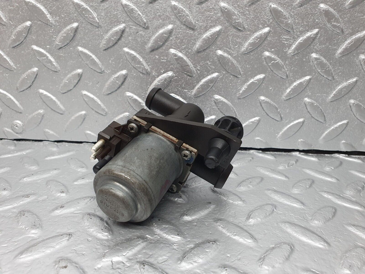 42234 Mercedes-Benz R129 320SL Coupe Heating Water Pump 0008307284 4950000001