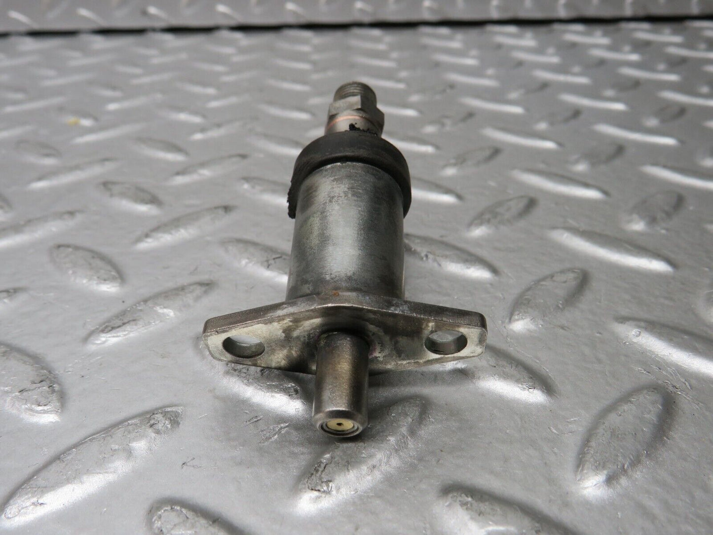 29866 Mercedes-Benz W123 230E Cold Start Valve Bosch 0280170403