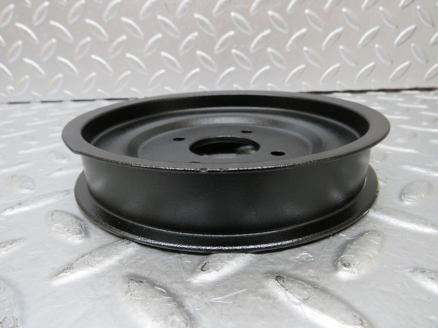 25914 Mercedes-Benz W124 280E Engine Cooling Fan Pulley 1042050210